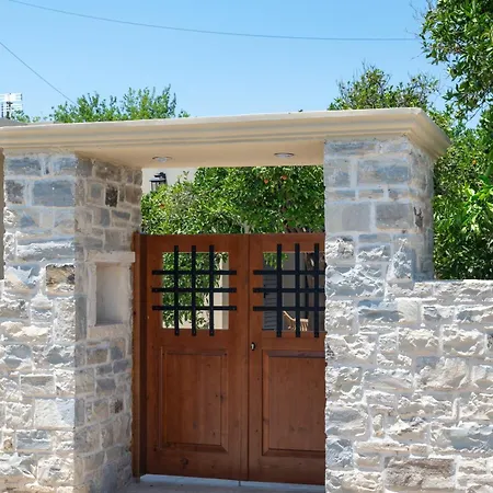 Fragma Faneromeni (Crete)